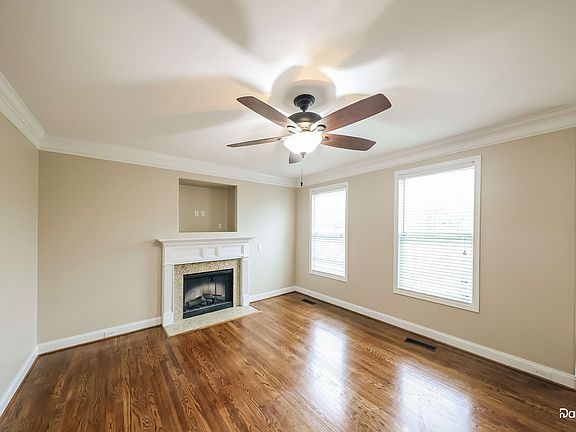 5th image of 4309 Green Haven Dr