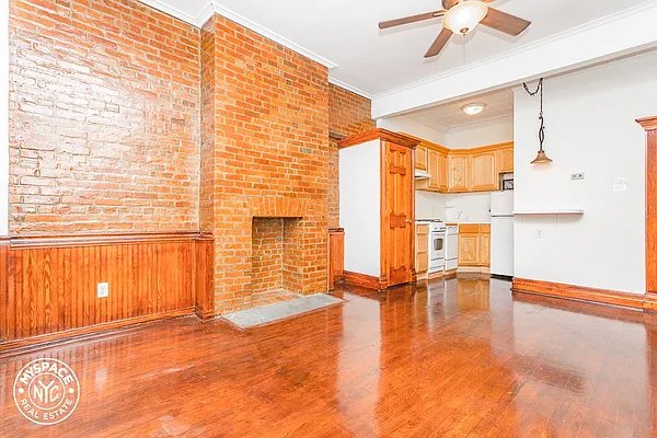 Rented by MySpaceNYC | media 11