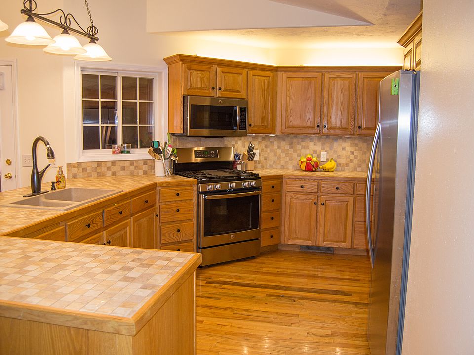1st image of 3938 W Mountain View Dr