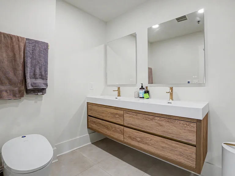 57 Forsyth St NW — Photo 9