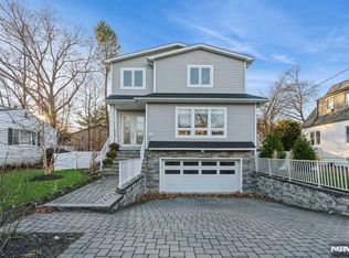 179 5th St, Cresskill, NJ 07626