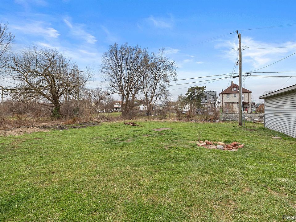 5441 Belvidere St, photo 24