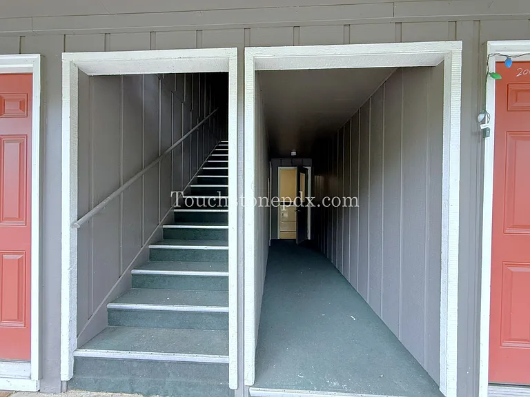 403 S Ivy St — Photo 25