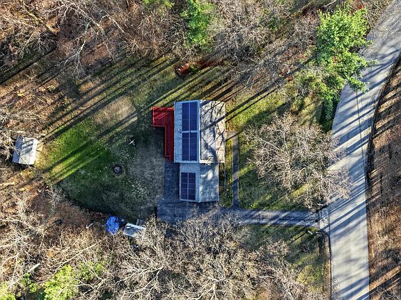 2nd image of 27 Winslow Farm Road