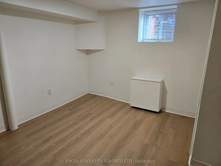 2012 Dundas St E #BASEMENT — Photo 3