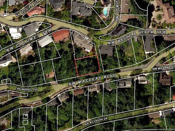 3rd image of NW Macleay Blvd #13&14