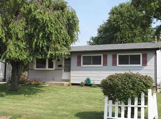 1305 Tahoe Dr, Florissant, MO 63031
