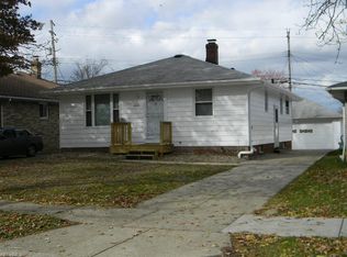 11413 Darlington Rd, Garfield Heights, OH 44125