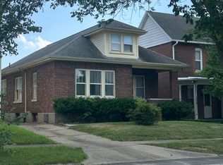 1030 Adams St, Quincy, IL 62301