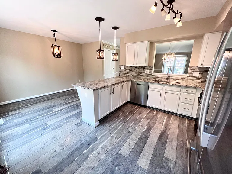 12431 Manchester Way — Photo 11