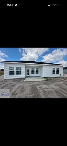 135 Doctors Creek Rd NE Photo 1