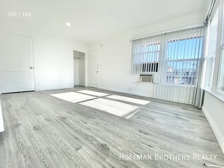 1518 Laurel Canyon Blvd #5 — Photo 4