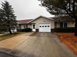 561 Lemon Arbor Dr #37, Evansville, WI 53536