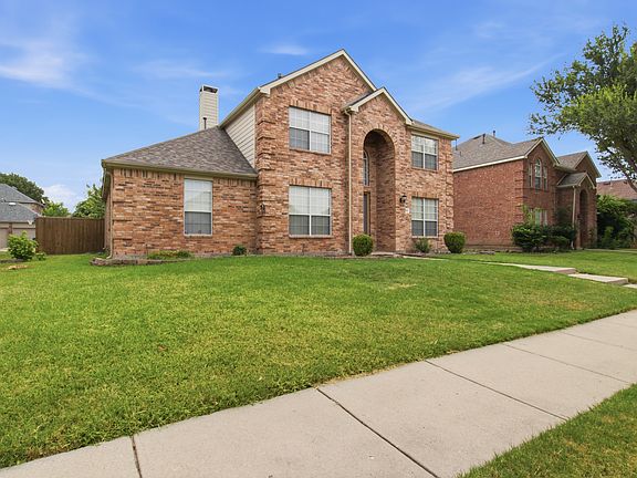 3rd image of 7852 Rainbow Falls Dr