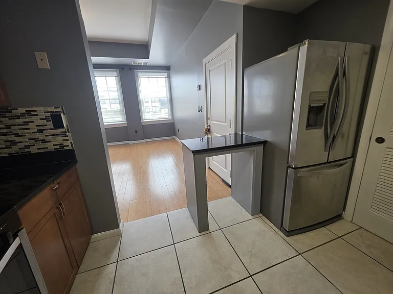 526 Saint Paul Pl #3 — Photo 3