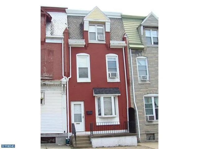 1463 N 10th St photo 1