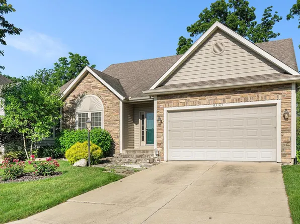 53147 Turning Leaf Dr, South Bend, IN 46628