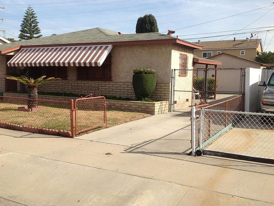 2nd image of 3432 Caspian Ave
