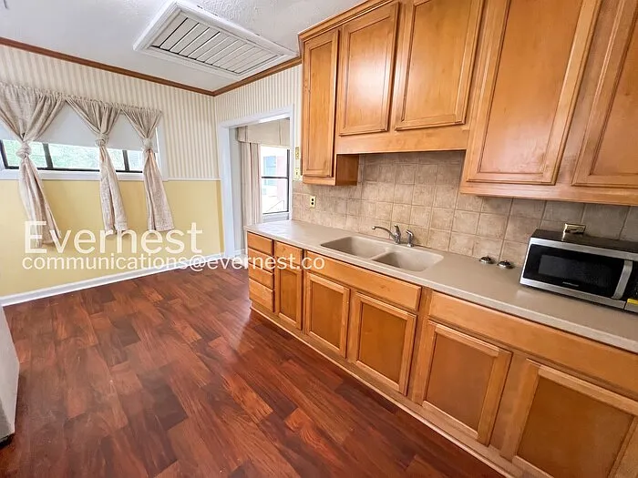 6700 Westover Dr — Photo 5
