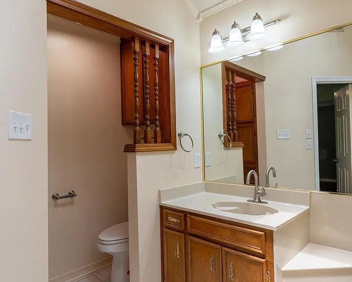 8052 Fernwood Cir — Photo 6
