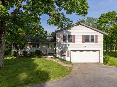 15 Mcintosh Drive, Poughkeepsie, NY, 12603