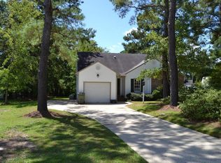 2905 Mandy Ln, Morehead City, NC 28557