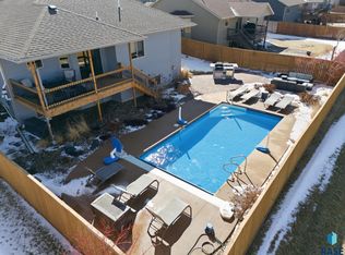 8109 S Brett Ave, Sioux Falls, SD 57108