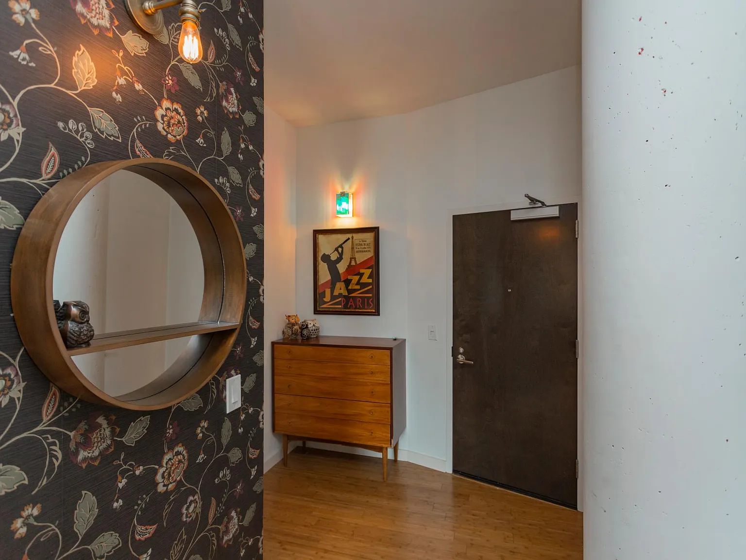 1 bed, 786 sqft, $2,300 — Photo 4