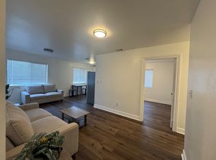 410 E 105th St, Los Angeles, CA 90003