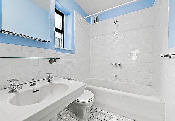 5th image of 235 W 102nd St APT 8T