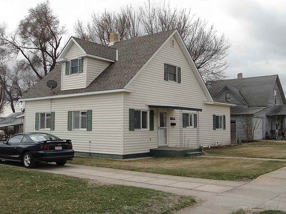 3rd image of 314 W B St