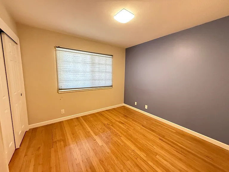2360 Fordham Dr — Photo 14