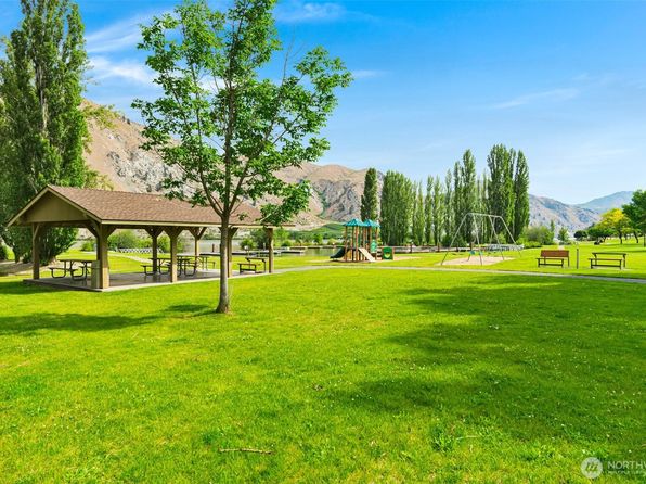 180 Lakeview Avenue, Orondo, WA 98843