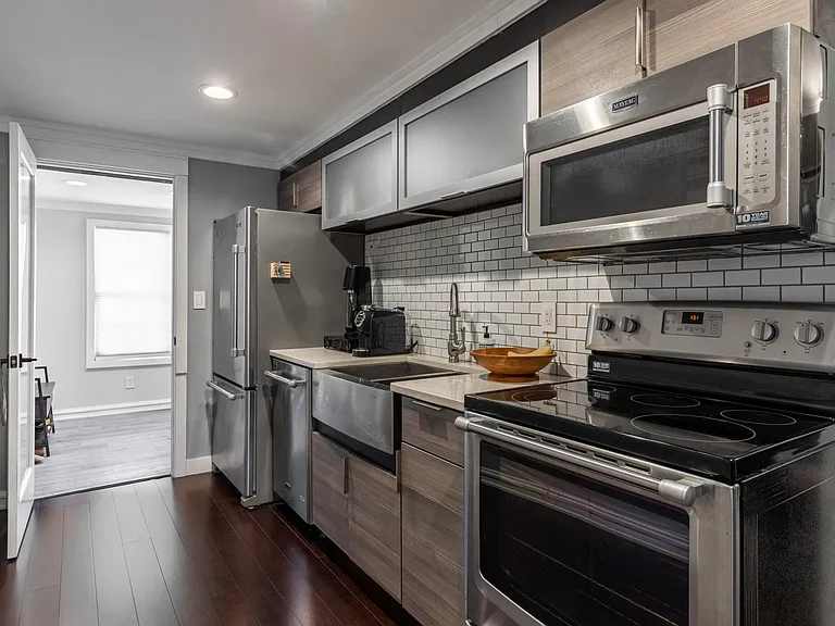 115 E Bishop St #1 — Photo 5