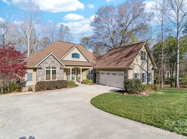 404 Yorkfield Dr, Shelby, NC 28150