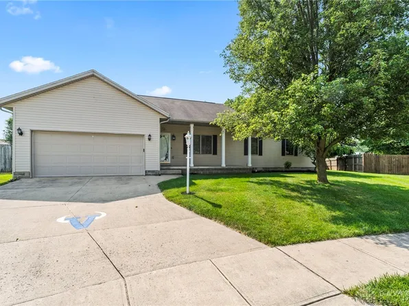 1410 Hunter Ct, Troy, OH 45373