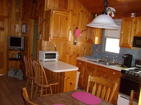 4th image of 184 S Sea Ave #22