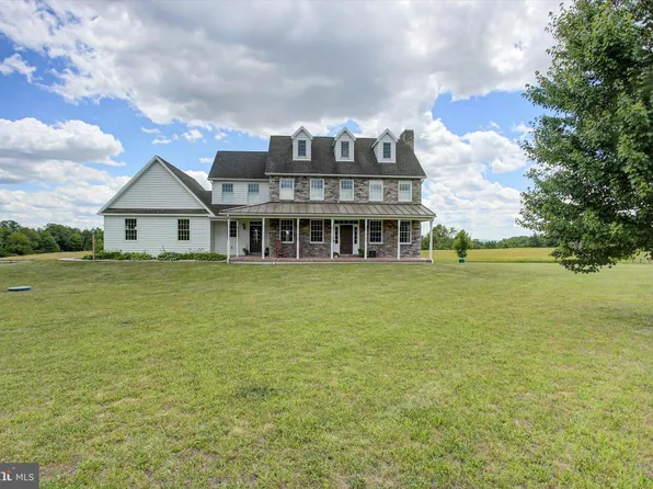 1430 Longs Gap Rd, Carlisle, PA 17013