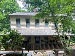 1 Partridge Ln, Weaverville, NC 28787