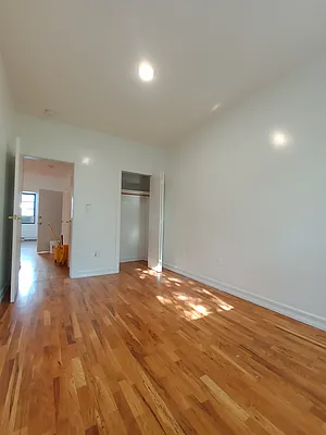 Rented by City Vista Inc | media 26