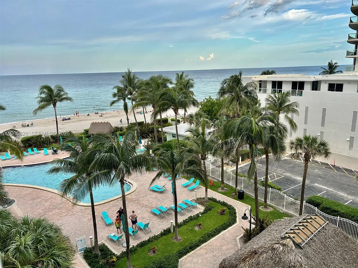 Building Photo - 3901 S Ocean Dr #5H