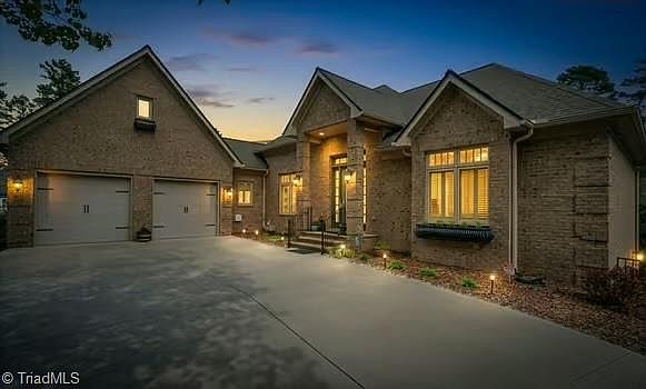 1st image of 2626 Fox Ridge Rd