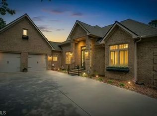 2626 Fox Ridge Rd, Asheboro, NC 27205