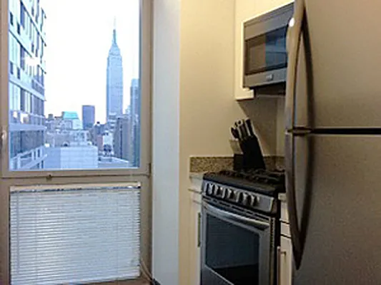 Rented by Cooper & Cooper Real Estate | media 6