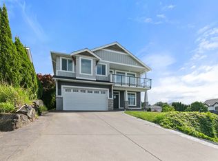 46658 Grove Ave, Chilliwack, BC V2R 3Y9