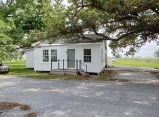 136 Barker Rd, Lockport, LA 70374