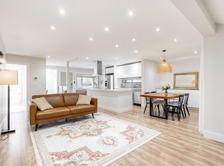 15784 McBeth Rd, Surrey, BC V4A5X3