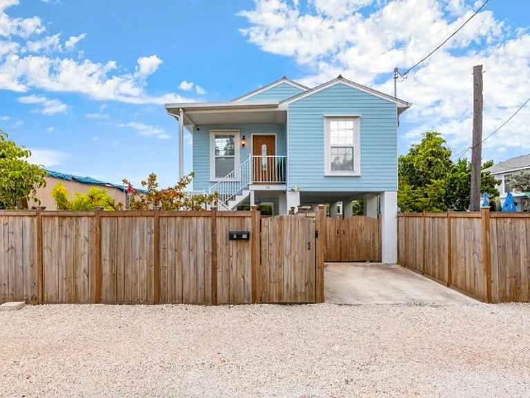 H16 Miriam St — Photo 2