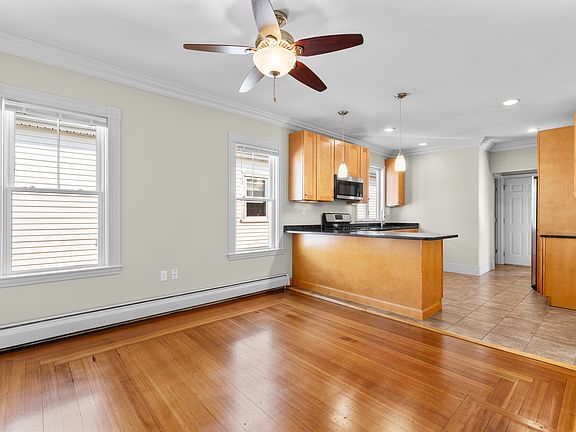 4th image of 11 Woodlawn St #4B-2Ba
