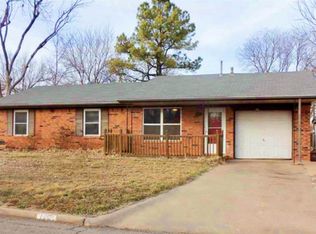149 E Maple Ave, Perry, OK 73077